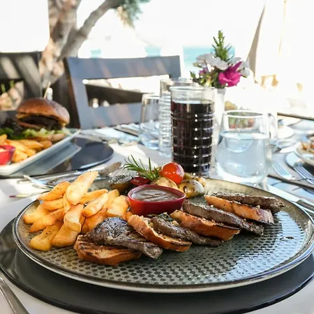 Zuzuu Otel Ortakent
