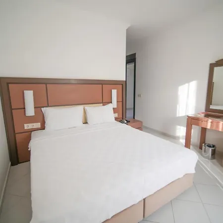 Zuzuu Otel *