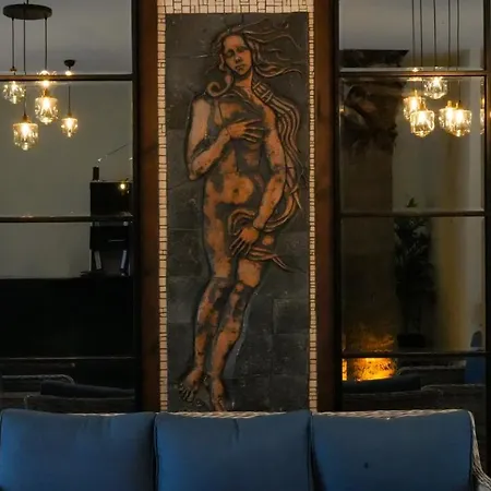 Zuzuu Otel